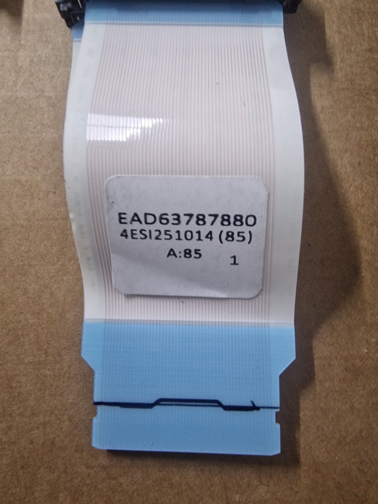 Macro etiqueta EAD63787880